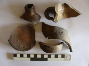 Dutch gin bottles excavated at Sabi Bridge Dutch gin bottles excavated at Sabi Bridge